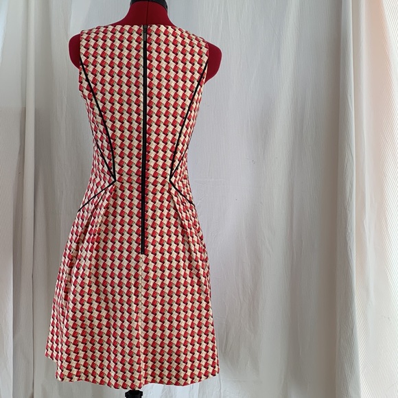 CUE Fit and Flare Dress Size 10 - Picture 9 of 11